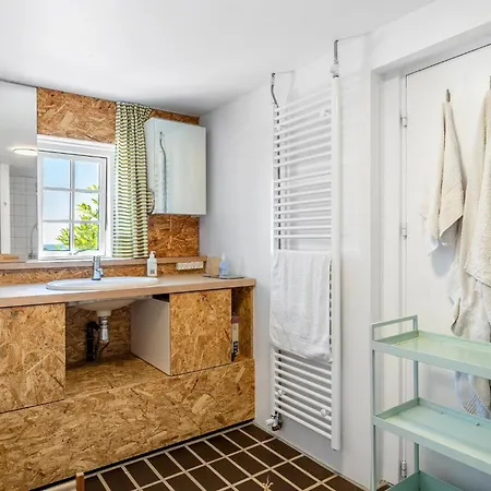 Gorgeous Apartment In Nexo With Wifi * Nexø
